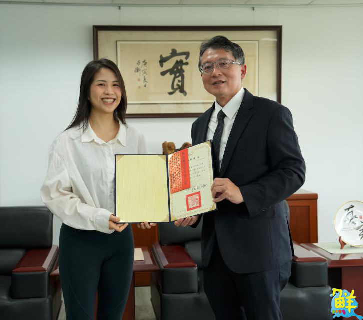 嘉藥「證照推手」再發威!營養師高考勇奪榜首榜眼 展現學校育才實力