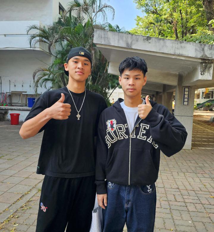 115學年度高中英聽測驗第二次考試高雄二考區110人缺考 2考生違規扣減1題分