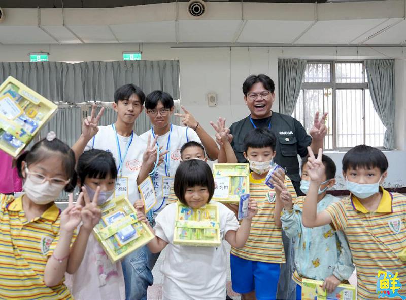 嘉藥誠信營隊走進中營國小 透過闖關與戲劇教孩童誠實信用