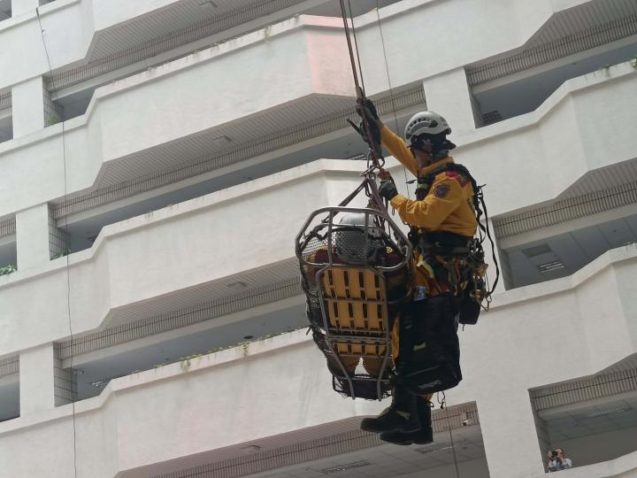 高市警局等單位前進市府四維行政中心 宣導114年暑期青春專案、警政署打詐儀錶板