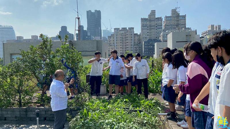高市圖攜手漢來美食舉辦「品好書‧讀好味」活動 讓學生體會惜食與永續價值