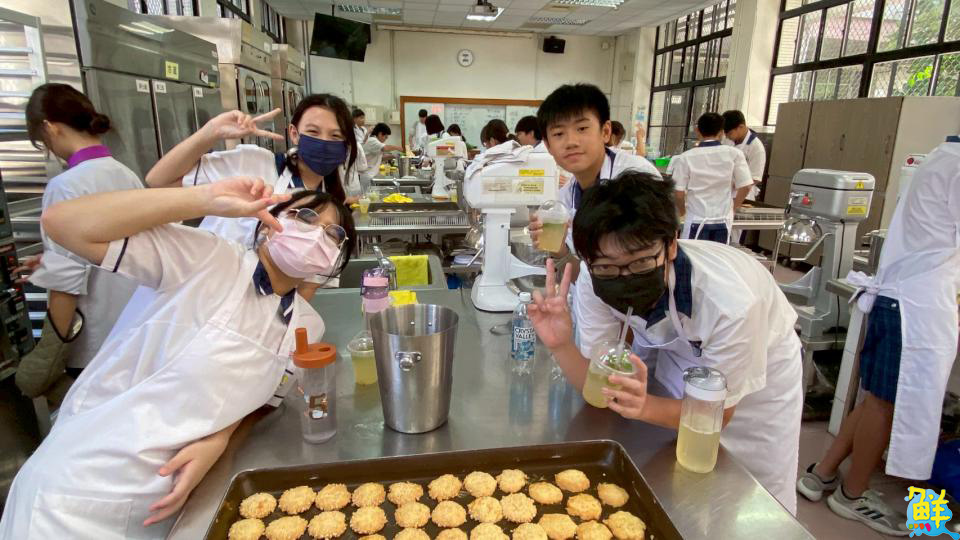 高市圖攜手漢來美食舉辦「品好書‧讀好味」活動 讓學生體會惜食與永續價值