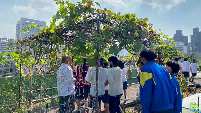 高市圖攜手漢來美食舉辦「品好書‧讀好味」活動 讓學生體會惜食與永續價值