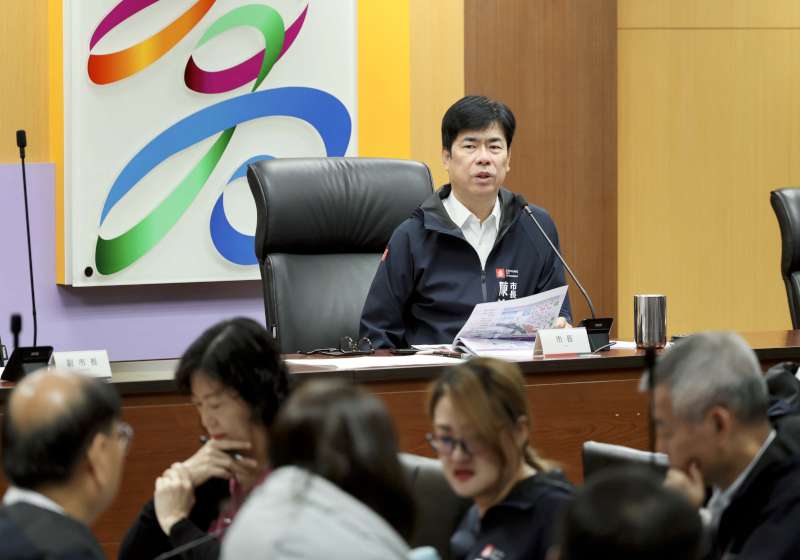 2026高雄冬日遊樂園聚焦超人降臨港都 陳其邁責成相關單位落實交通疏導環境維護