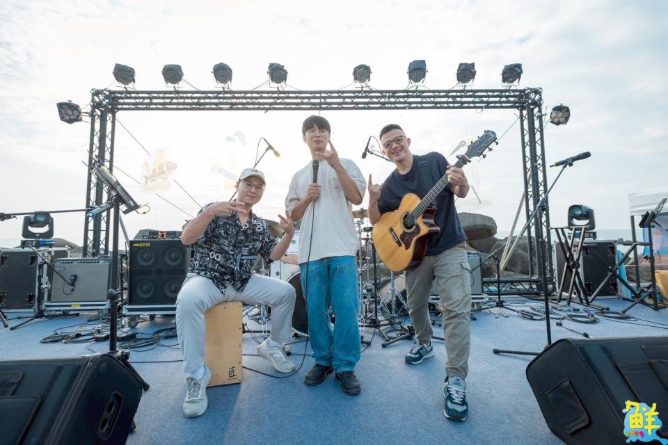 2025高雄海線潮旅行音樂市集圓滿落幕 美食、導覽、表演吸引萬人前往朝聖