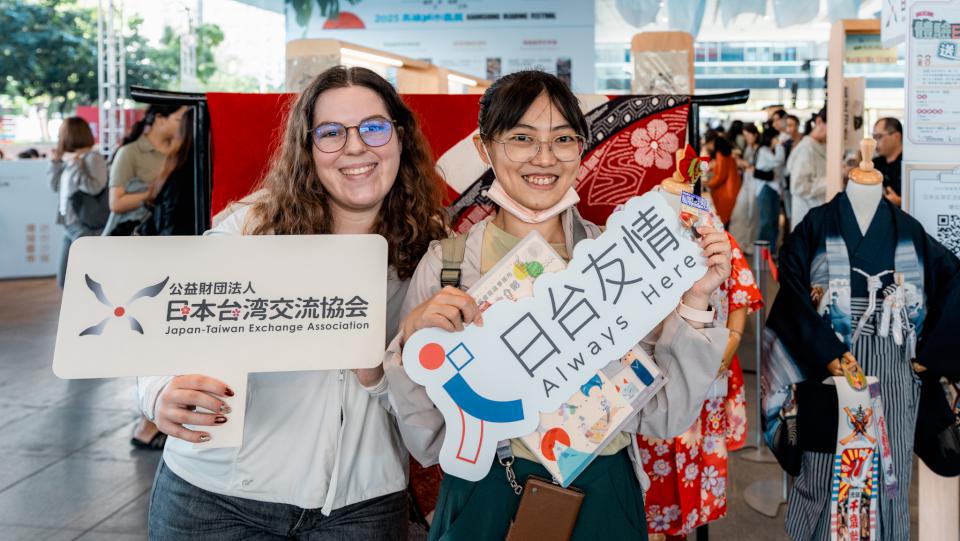 高市圖2025 高雄城市書展3週吸逾20萬人 講座活動市集攤位超越往年