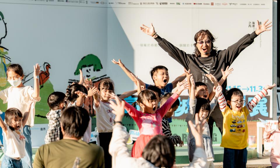 高市圖2025 高雄城市書展3週吸逾20萬人 講座活動市集攤位超越往年