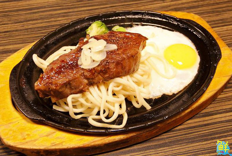 牛排控福音！ 犇の野平價原塊牛排讓美味在口中狂犇