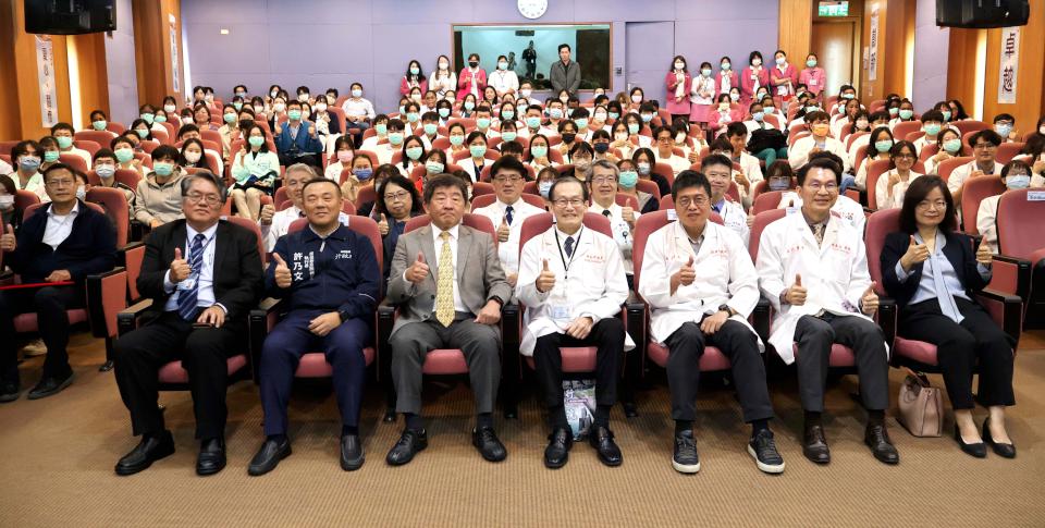 行政院南服中心2025南方領袖教育學院 政委陳時中剖析健康台灣政策