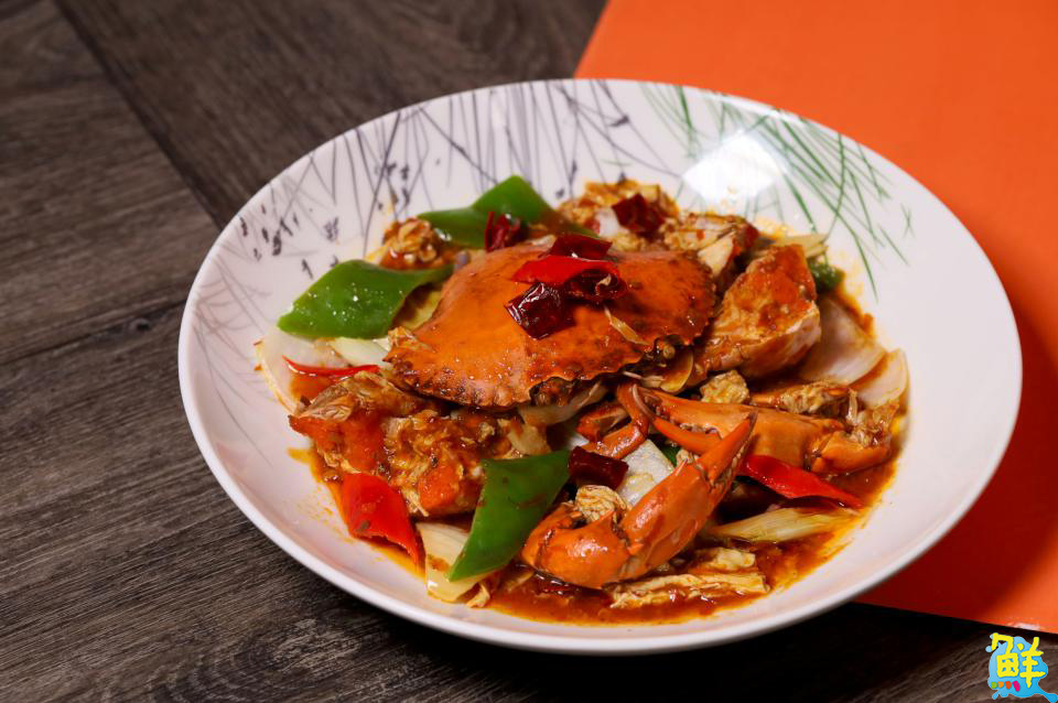 高雄萬豪酒店「秋日感蟹季」登場 多道秋蟹料理驚艷饕客味蕾