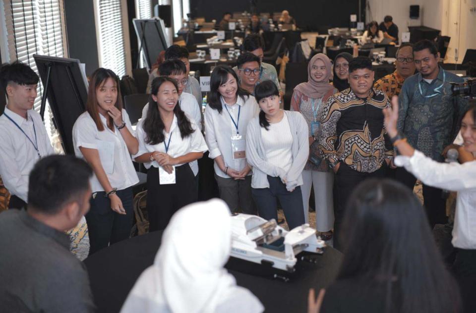 海委會印尼海廢治理合作計畫8青年代表前進雅加達 觀摩永續發展與環團智庫交流