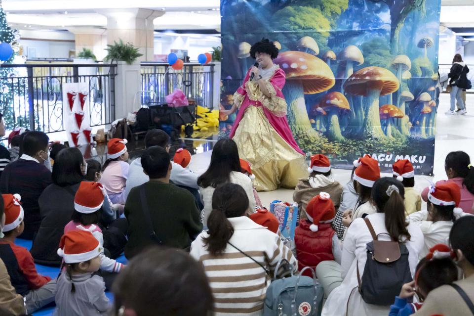 義大世界購物廣場11月15日點亮聖誕燈 15週年慶會卡友消費最高回饋15%