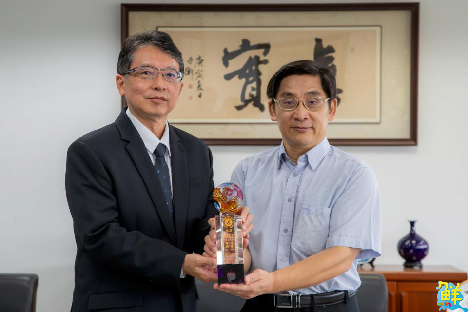 全國唯一！ 嘉藥獲勞動部12年合作夥伴肯定 助眾多小型企業成長