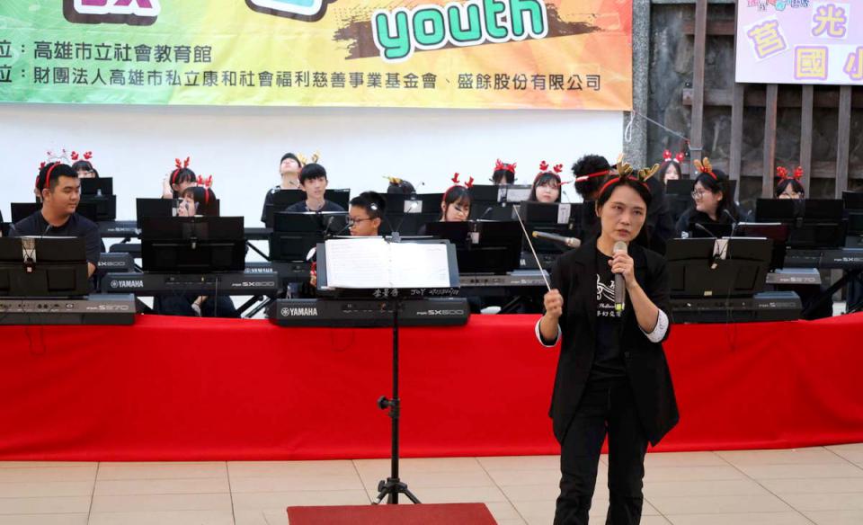 高市社教館漾我青春才藝秀 楠梓區莒光國小電子琴鍵盤社演繹電影配樂動畫等組曲