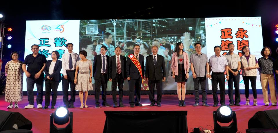 正修科大校友總會席開251桌邀校友回娘家 104級機械系校友傘兵秦良丰傷後現身