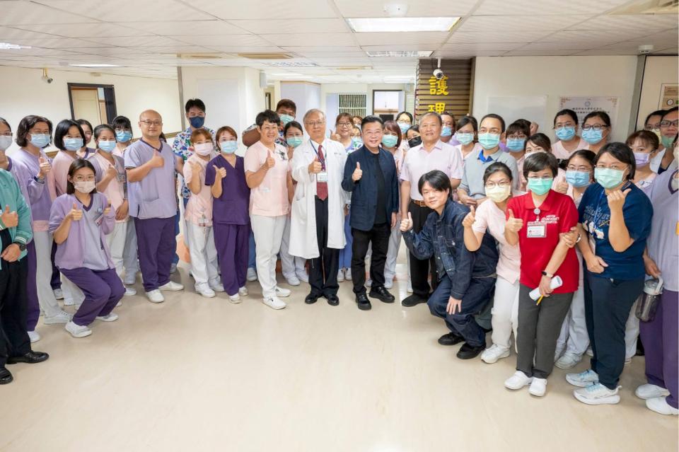 輔英科大第附醫護理部主任鄭慧如返校專講 五專護理科生張書涵備戰國際技能賽