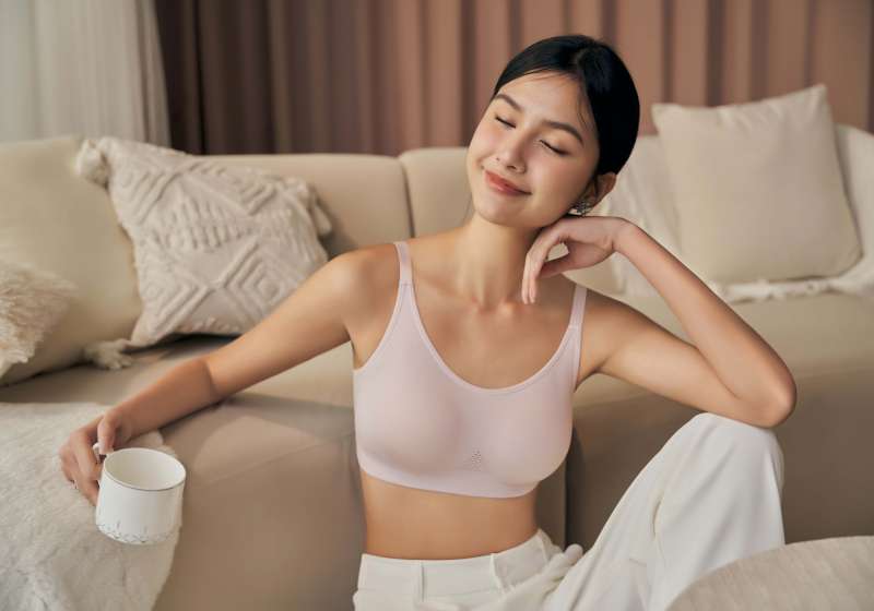 EASY SHOPｘ康是美熱銷再出擊！「無縫超彈透氣QQ糖內衣」打造夏季輕盈新感受
