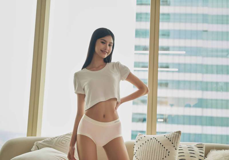 EASY SHOPｘ康是美熱銷再出擊！「無縫超彈透氣QQ糖內衣」打造夏季輕盈新感受