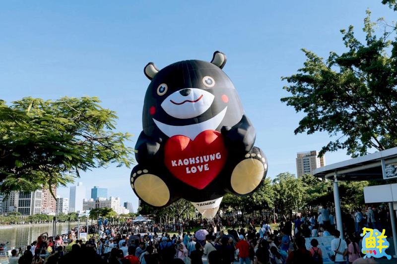 「2025高雄愛．月熱氣球」月世界圓滿落幕　 雙十連假愛河接續浪漫登場
