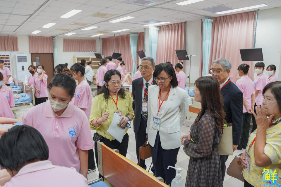 貝里斯駐臺大使參訪美和科大　深化臺貝教育與產學合作