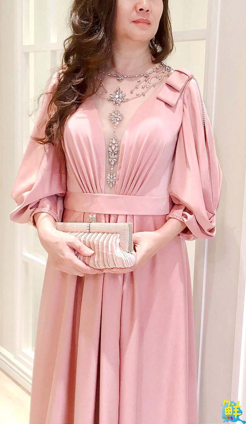 讓您做為自己而美的皇后 后麗芙手工禮服  主婚人最可靠的神隊友