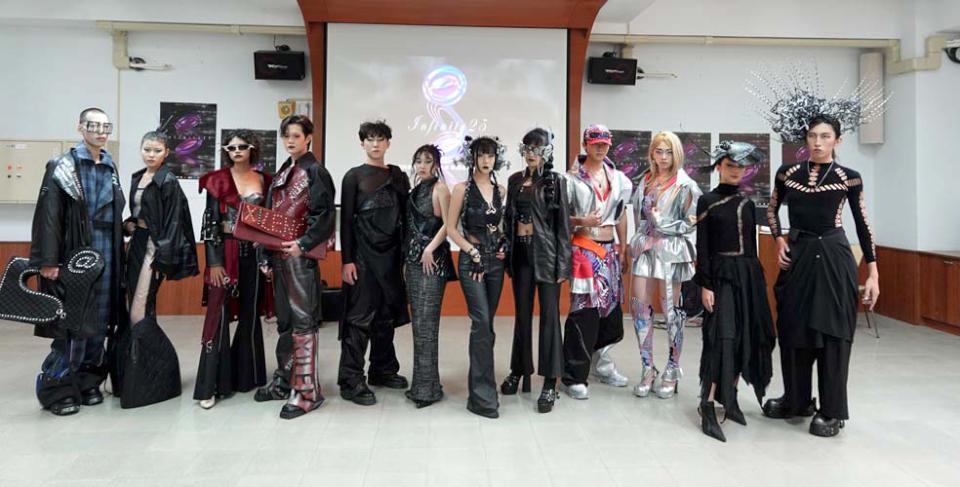 樹科大流設系第25屆畢展《恆曦之鏡 Infinity_25》校內、台鐵高雄車站靜動態展演