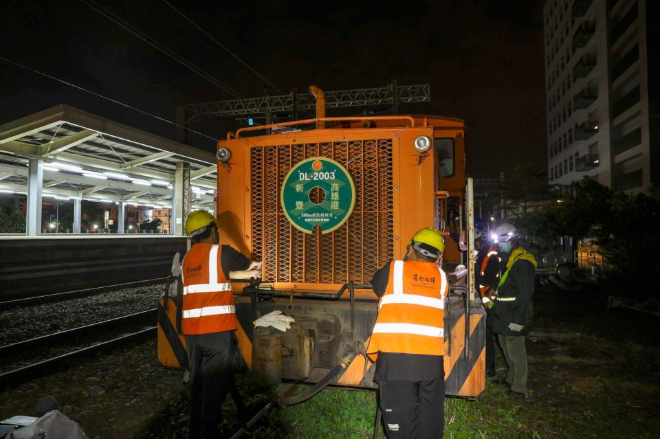 高史博舊打狗驛故事館營運15週年 喜迎台鐵DL-2003號貨車移動機檢修借展