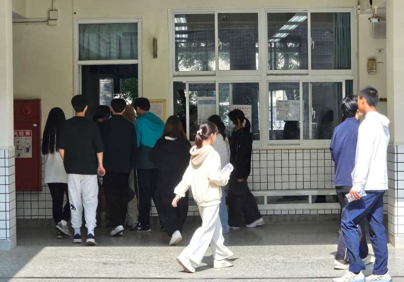 115年學測第三天高雄三考區163人缺考 數學B重觀念整合社會需耐心閱讀題幹