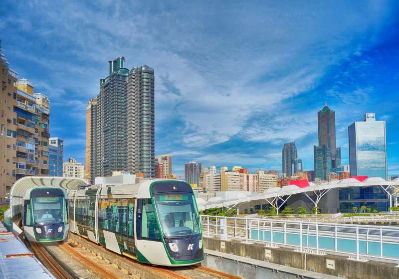 行政院第 8 屆政府服務獎 高市捷運局「輕軌點點串聯無礙暢行成圓」社會創新共融獎