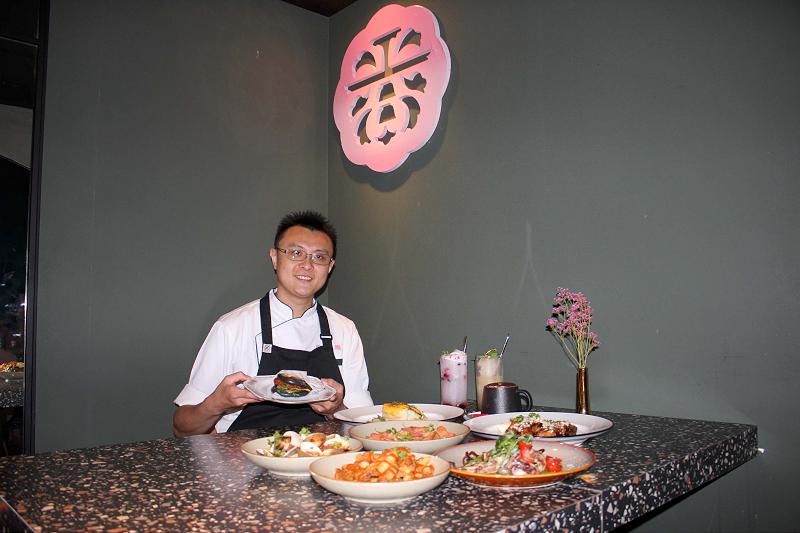 高市百貨美食街知名餐飲集團旗下餐酒館  新推菜單精選多國餐酒喜迎母親節