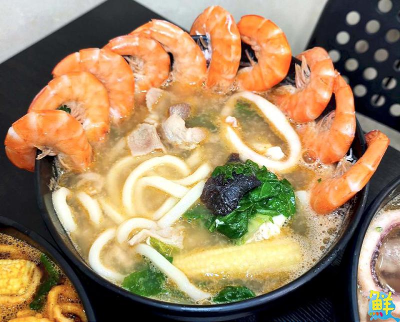 小港必吃! 佳有鍋燒 為您加油的元氣鍋燒麵