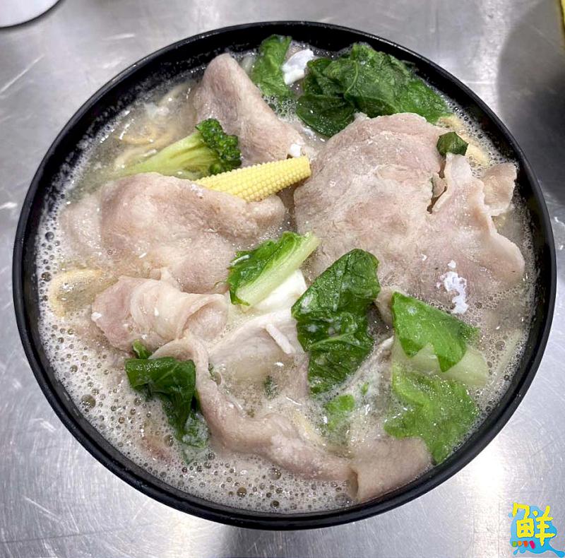 小港必吃! 佳有鍋燒 為您加油的元氣鍋燒麵