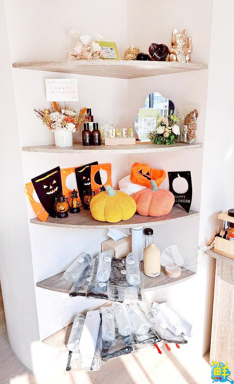 彷彿在月光中找回身心的平靜與力量 來 月詠瑜伽lunéa studio 與更好的自己相遇