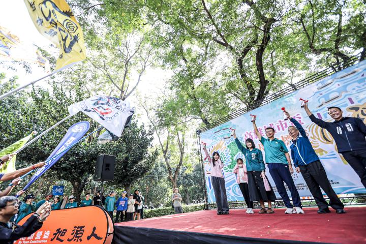 2025年第15屆高雄城市盃龍舟賽閉幕 健身工廠雙料冠軍2新增組別前三名出爐