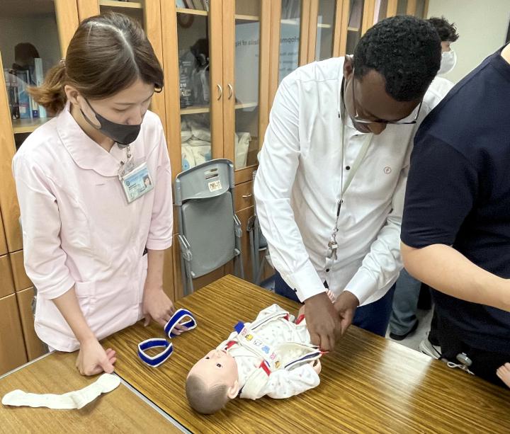索馬利蘭哈爾格薩總醫院2醫師前進姊妹院高醫 接受為期一個月臨床進階訓練