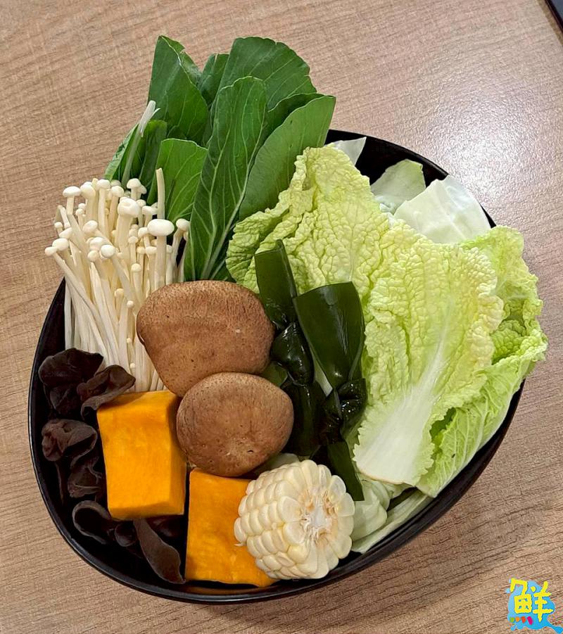 火鍋吃到飽!A5和牛、西班牙伊比利豬 高檔食材不怕你吃 制霸高雄 一鍋幸福鍋物 網友瘋傳人氣名店