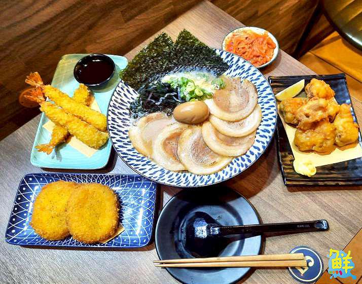 一緒に食事に行こう！ 盡在食事處櫻亭 豚骨拉麵專賣 燒烤．日式居酒屋
