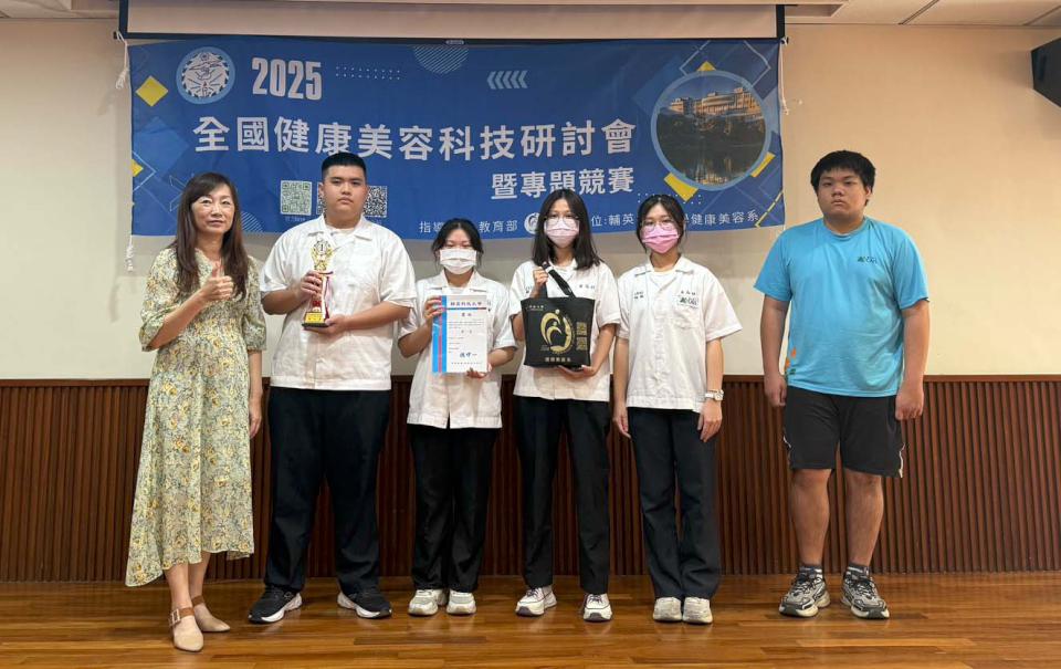 2025年健美科技專題、數位人文學生實務競賽 輔英科大勇奪雙冠王