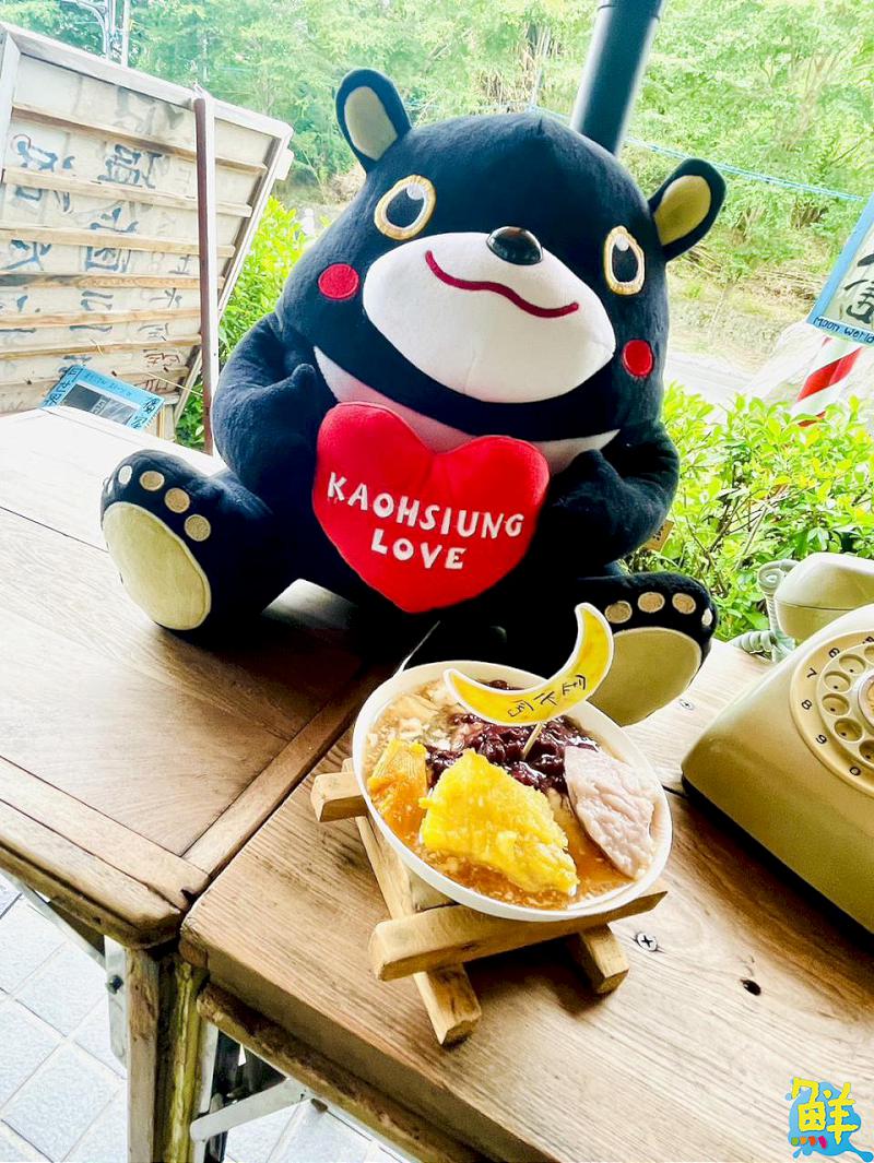 「2025高雄愛‧月熱氣球」於教師節連假登場 高雄熊限量加價購商品同步亮相