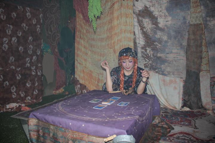 高市哈瑪星貿易商大樓變身微醺大飯店 沉浸式體驗邀觀眾自選故事發展脈絡