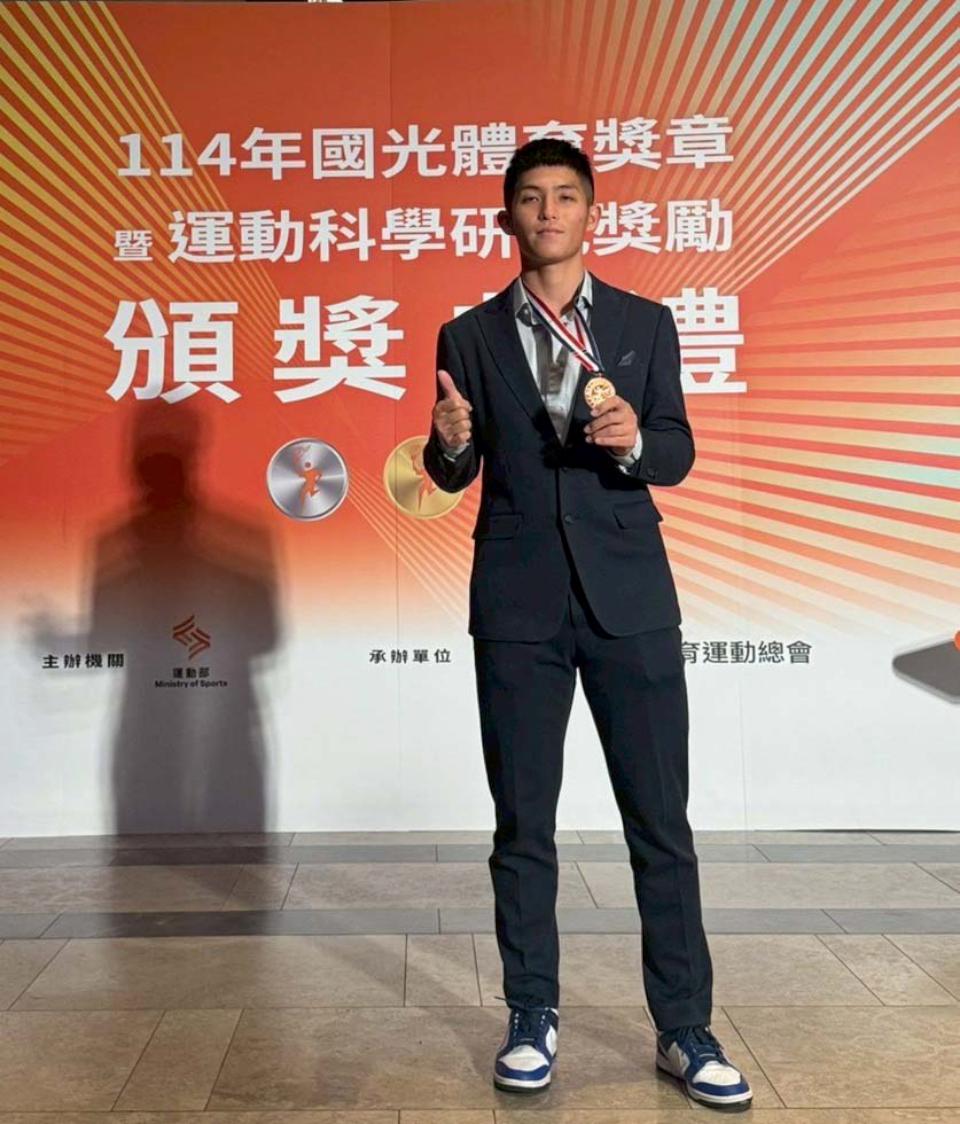 樹科大休運系大三生曾嘉成 榮膺教育部114年國光體育獎章
