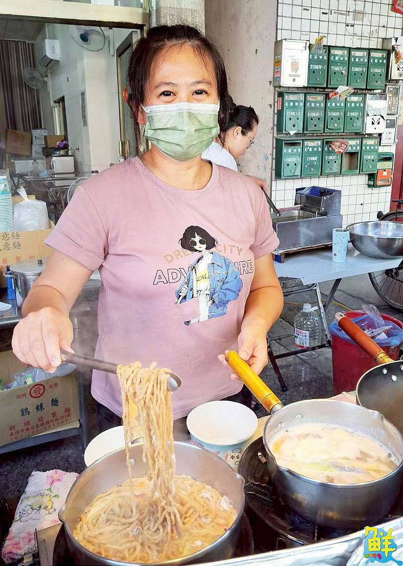 鹽埕必吃!媽媽味鍋燒 淇琪鍋燒 用家常暖心征服在地味蕾