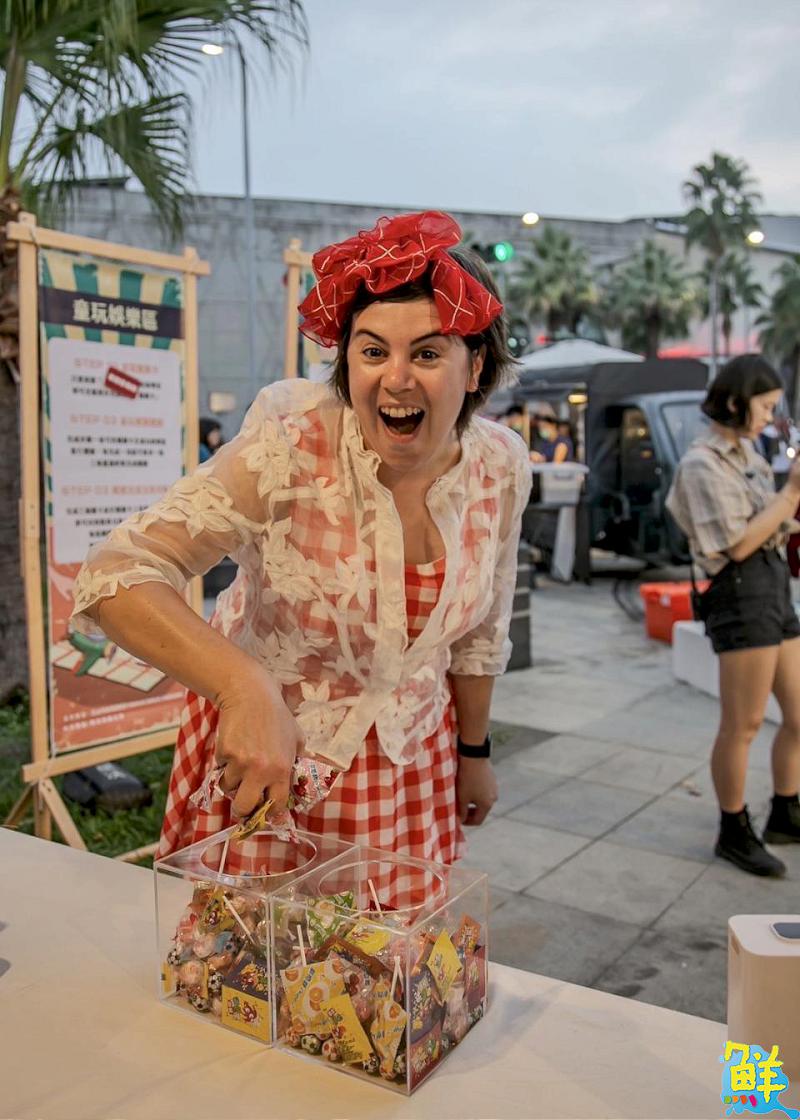 高市府觀光局舉辦「鳳山復古野餐日」吸引2萬人湧入 成功帶動當地觀光業績