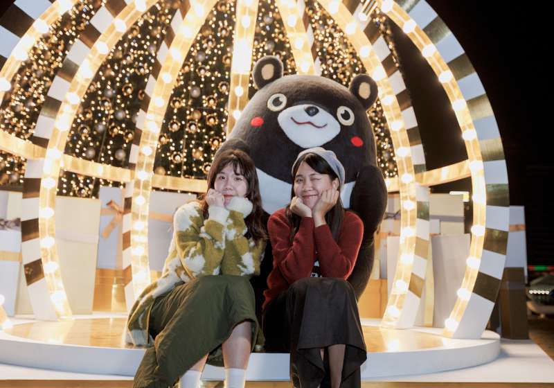 高流聖誕趴高7公尺聖誕樹「金勾 TREE」12月5日點亮 三大舞台藝人團體接力獻藝