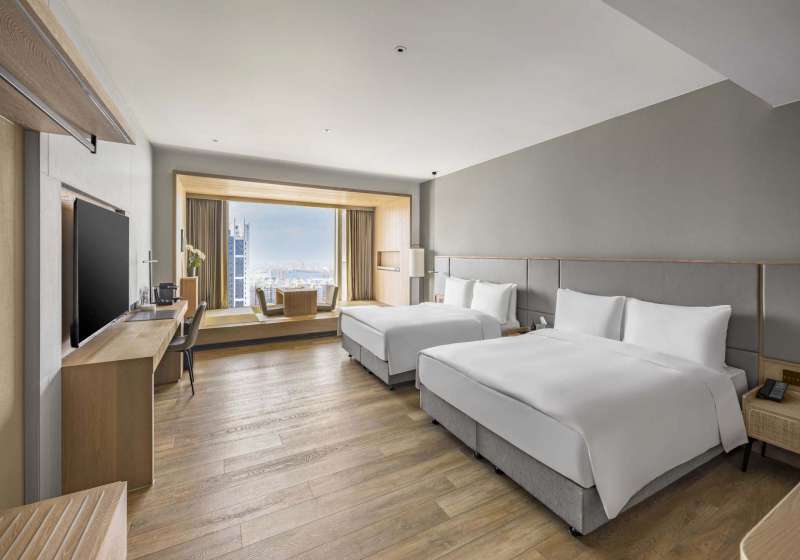 高流聖誕趴高7公尺聖誕樹「金勾 TREE」12月5日點亮 三大舞台藝人團體接力獻藝