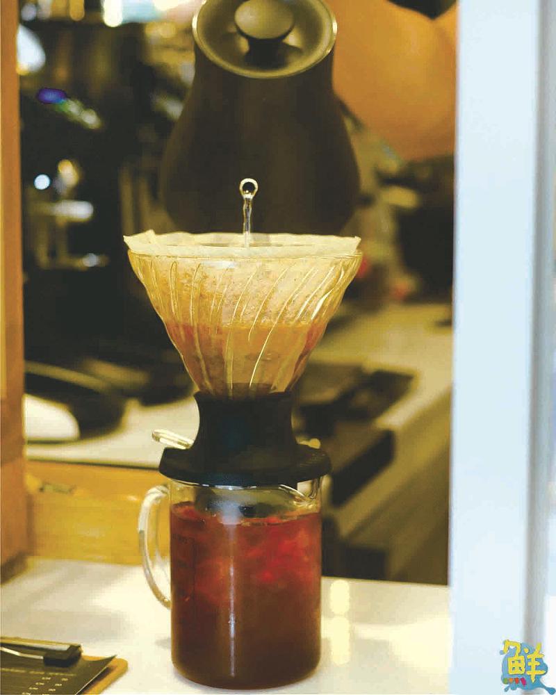 最有溫度的質感咖啡廳    專業手藝、暖心服務 Loojo coffee路久咖啡  做您的好夥伴