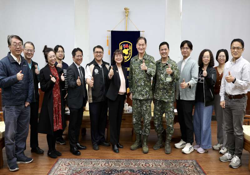高市空大拜會陸軍八軍團商討終身學習等議題 規劃專屬課程鼓勵官士兵公餘進修