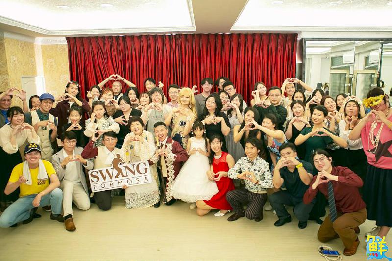 舞蹈 × 藝文 × 生活 高雄人的人文綠洲 Swing Formosa 搖擺舞團 搖擺舞的魔力 讓人一跳就上癮！