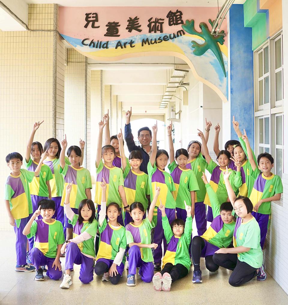 中華民國兒童美術教育學會第56屆世界兒童畫展 優選作品高市左營區屏山國小邀賞