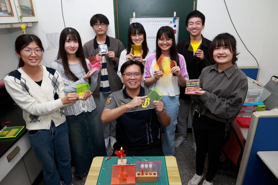 高大應化系助理教授陳泓政團隊開發螢光太陽能聚光器 材料聚光賦予太陽能發電彈性